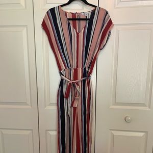 Stripped jumpsuit with pockets